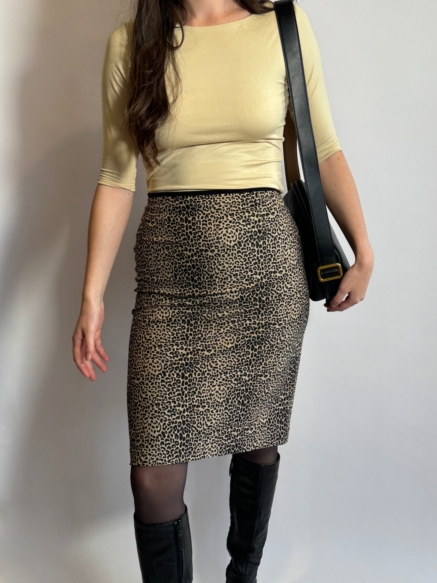 Tan cropped long sleeve | 6-8