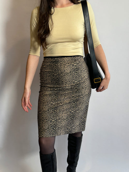 Tan cropped long sleeve | 6-8